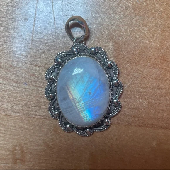 925 Sterling Silver Rainbow Moonstone Pendant - Picture 2 of 6